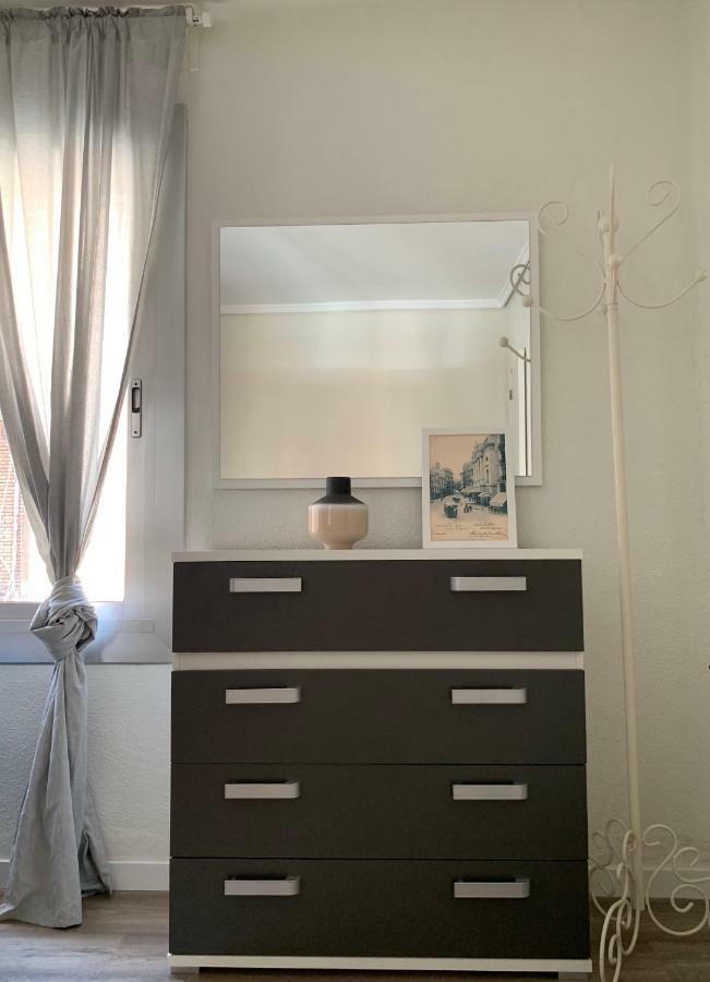 Slow Room Valencia Валенсия Екстериор снимка
